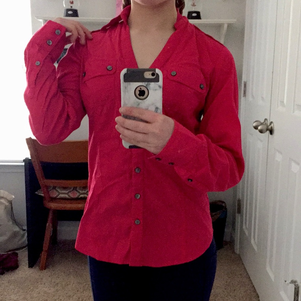 Express Raspberry Button Up